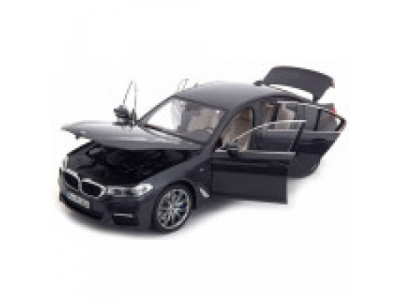 Модель автомобиля BMW 530i Limousine (G30), 1:18 Scale, Sophistogrey Metallic от BMW Модель автомобиля BMW 530i Limousine (G30), 1:18 Scale, Sophistogrey Metallic
