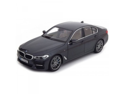 Модель автомобиля BMW 530i Limousine (G30), 1:18 Scale, Sophistogrey Metallic от BMW Модель автомобиля BMW 530i Limousine (G30), 1:18 Scale, Sophistogrey Metallic